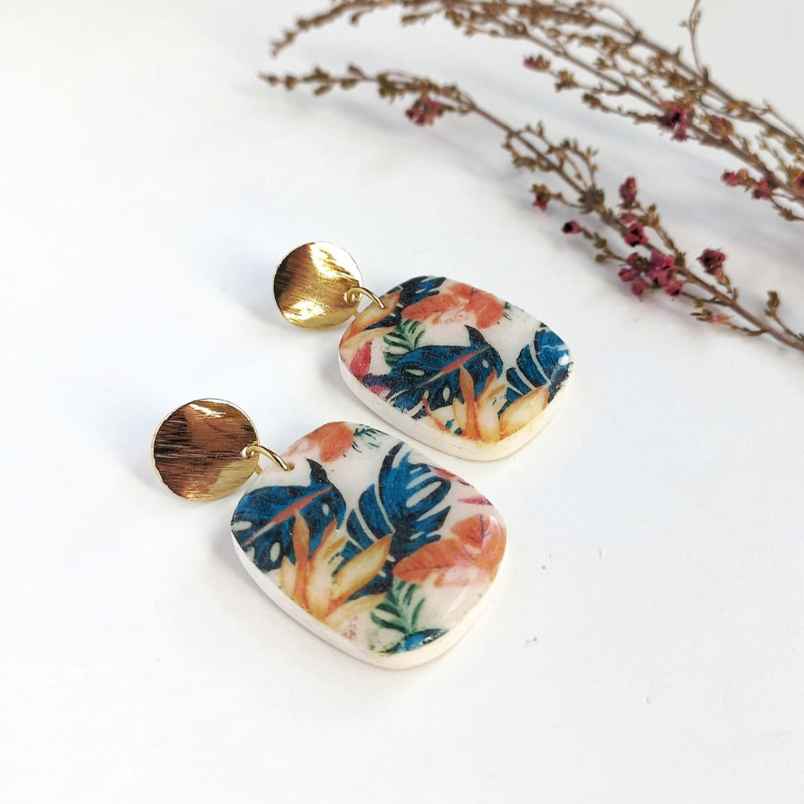 Botanical Muse - Medium drop earring with 18K Gold Plated Irregular Round Stud