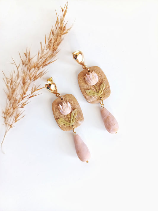 Chaska Protea - Medium Rectangle earring with 18K Gold Plated Teardrop