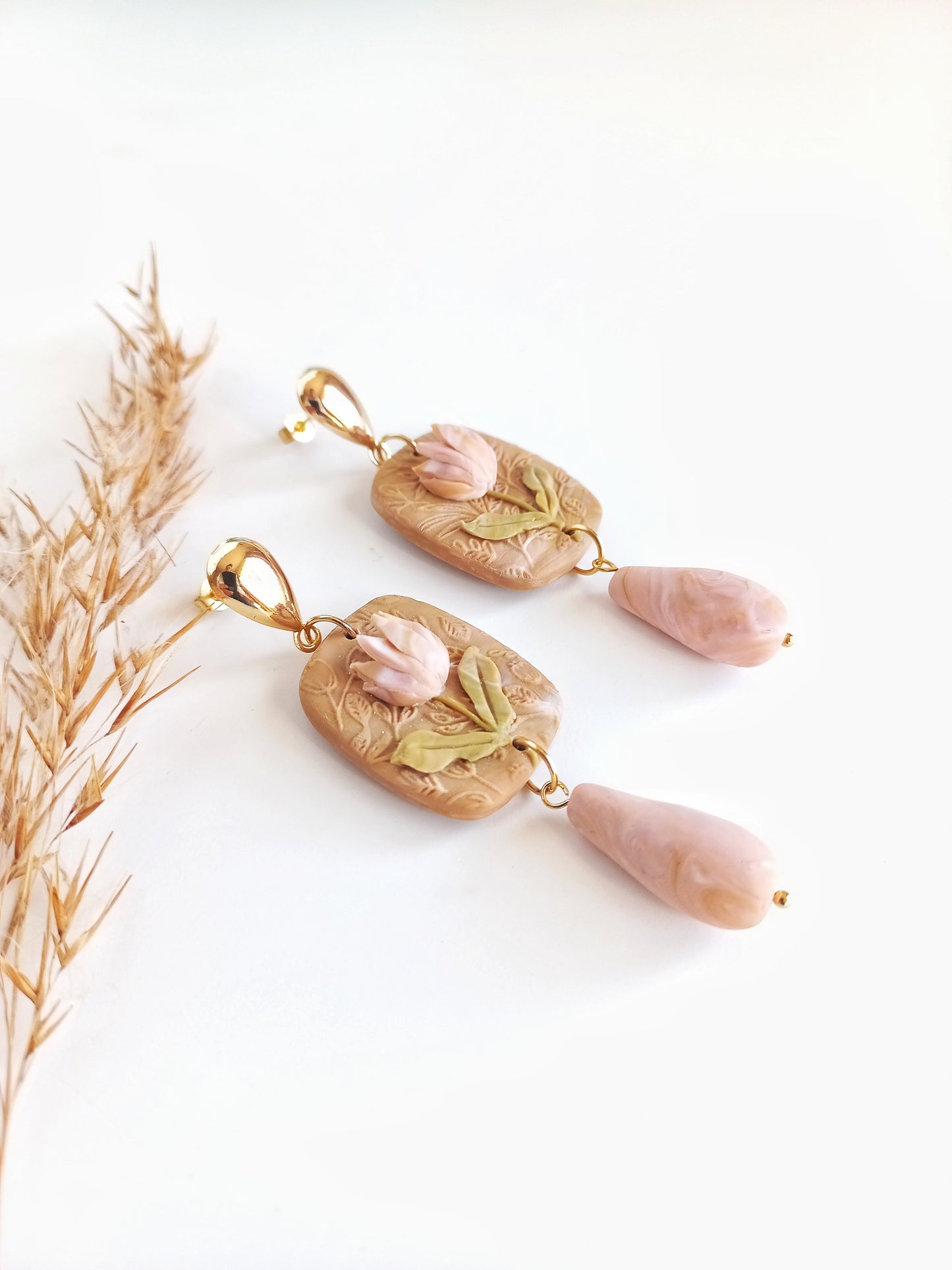 Chaska Protea - Medium Rectangle earring with 18K Gold Plated Teardrop