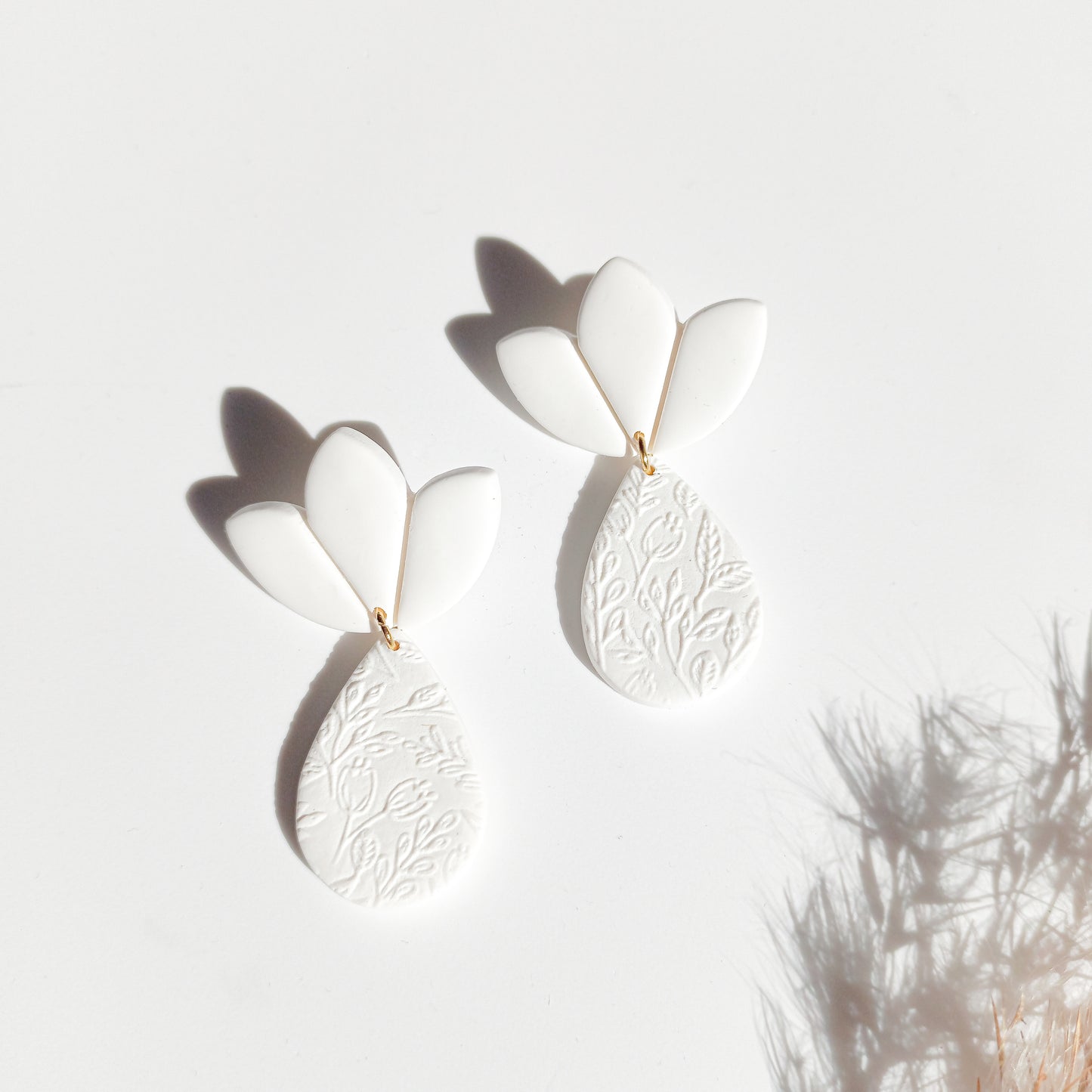 Bridal bloom - Medium drop earring with gold stainless steel post