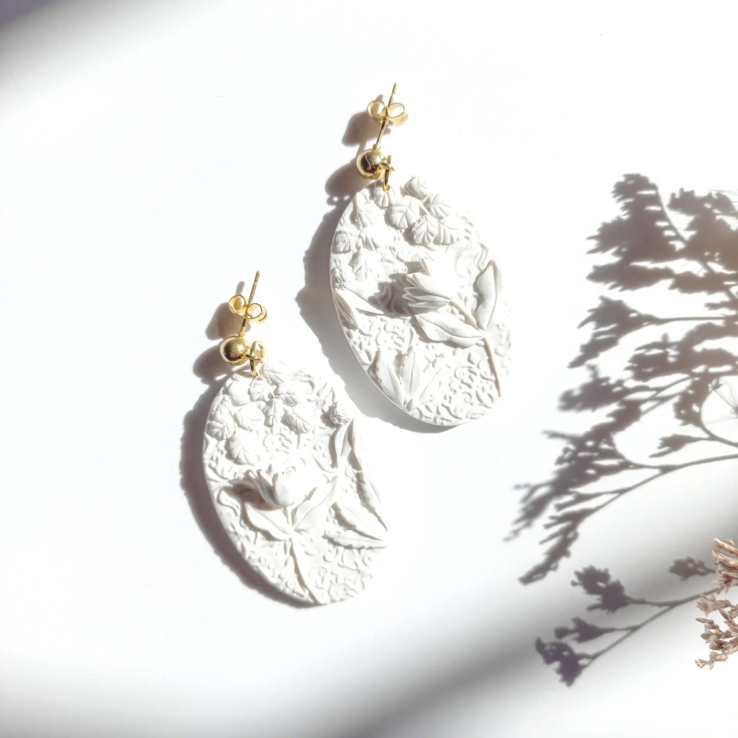 Chaska Protea - Large Oval Earring with stainless steel gold ball stud